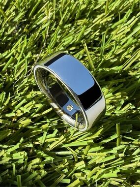 Oura Gen 4 Silver Ring - size 10